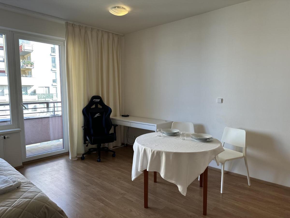 Nomad Apartments براغ المظهر الخارجي الصورة